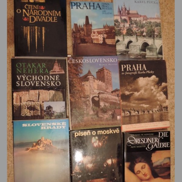 Prodám různé knihy - Praha, národní divadlo, hrady