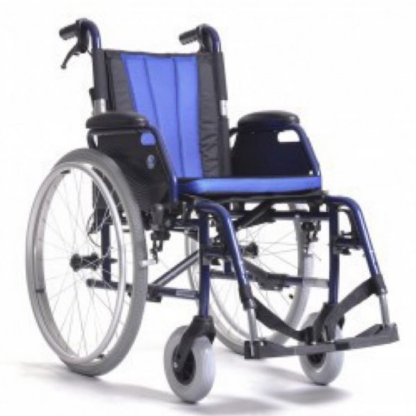 JAZZ S50 B69 mechanický základní invalidní vozík